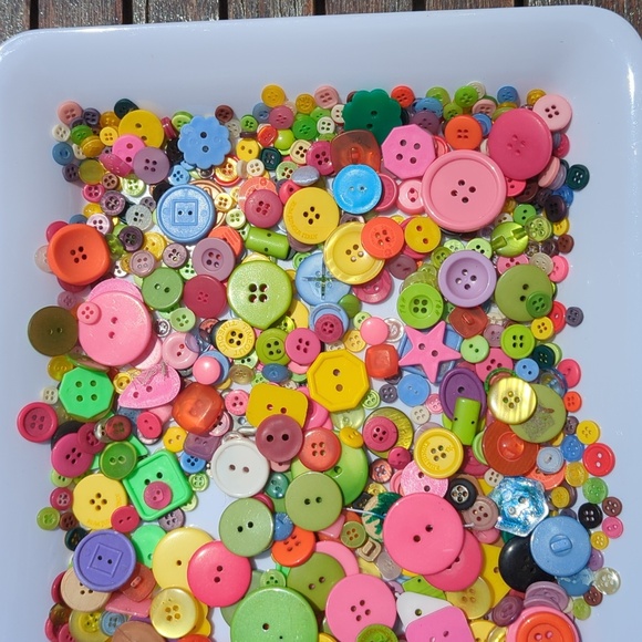 Craft Buttons - Picture 5 of 5